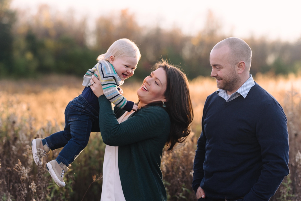 twin cities family photographer at fall session