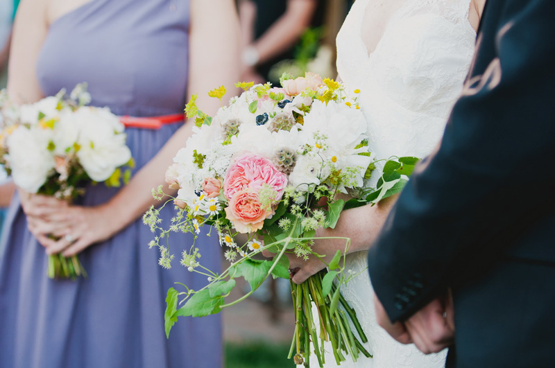 bouquet details during outdoor wedding in minneapolis