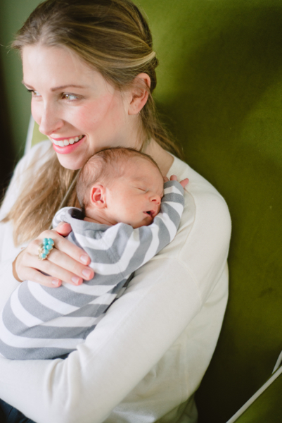 mom and newborn at lifestyle twin cities session