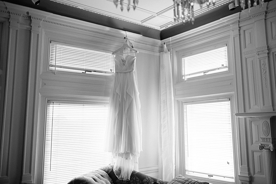 Minneapolis Wedding Photographers, Bride Getting Ready, Van Dusen Mansion Wedding Photography