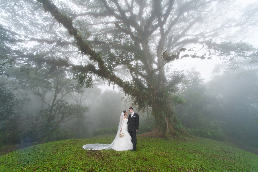 costa rica rainforest wedding photography