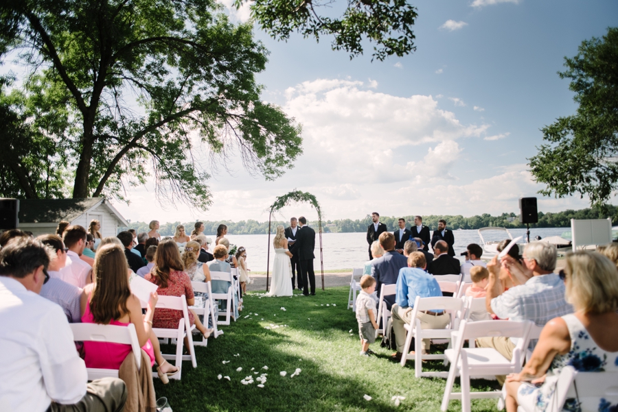 Lakeside wisconsin wedding ceremony photos