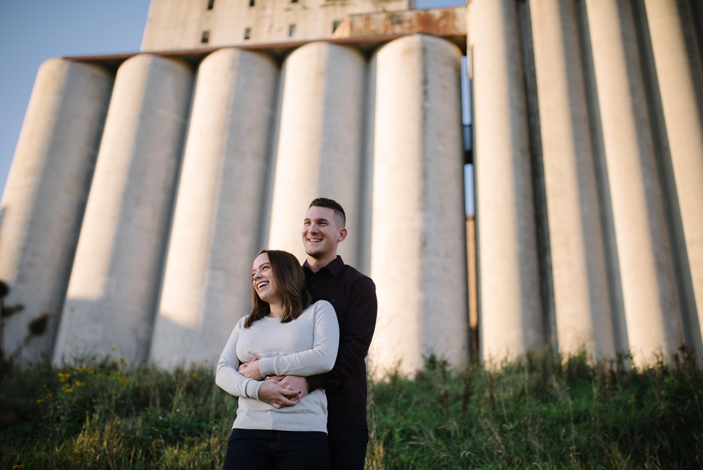 stone arch minneapolis engagement photography